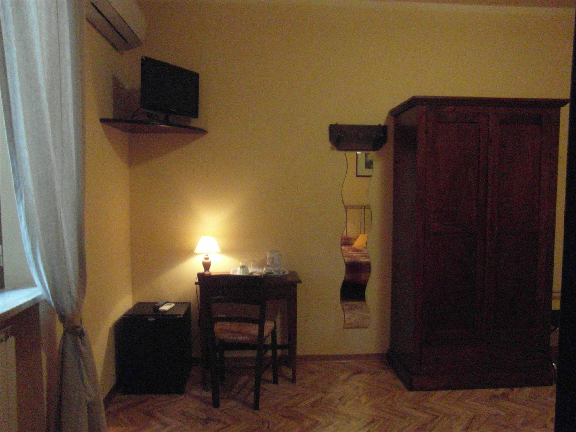 B&B Gli Archi Сиена Экстерьер фото